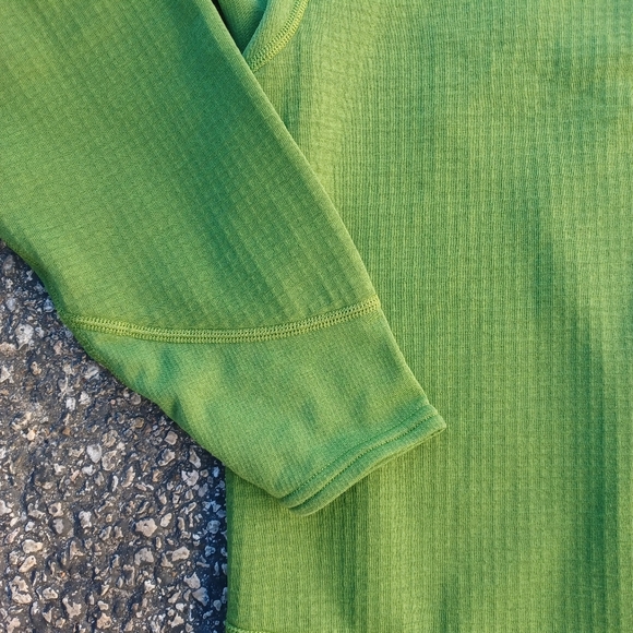 Patagonia 2008 R1 Flash Pullover - Picture 6 of 8